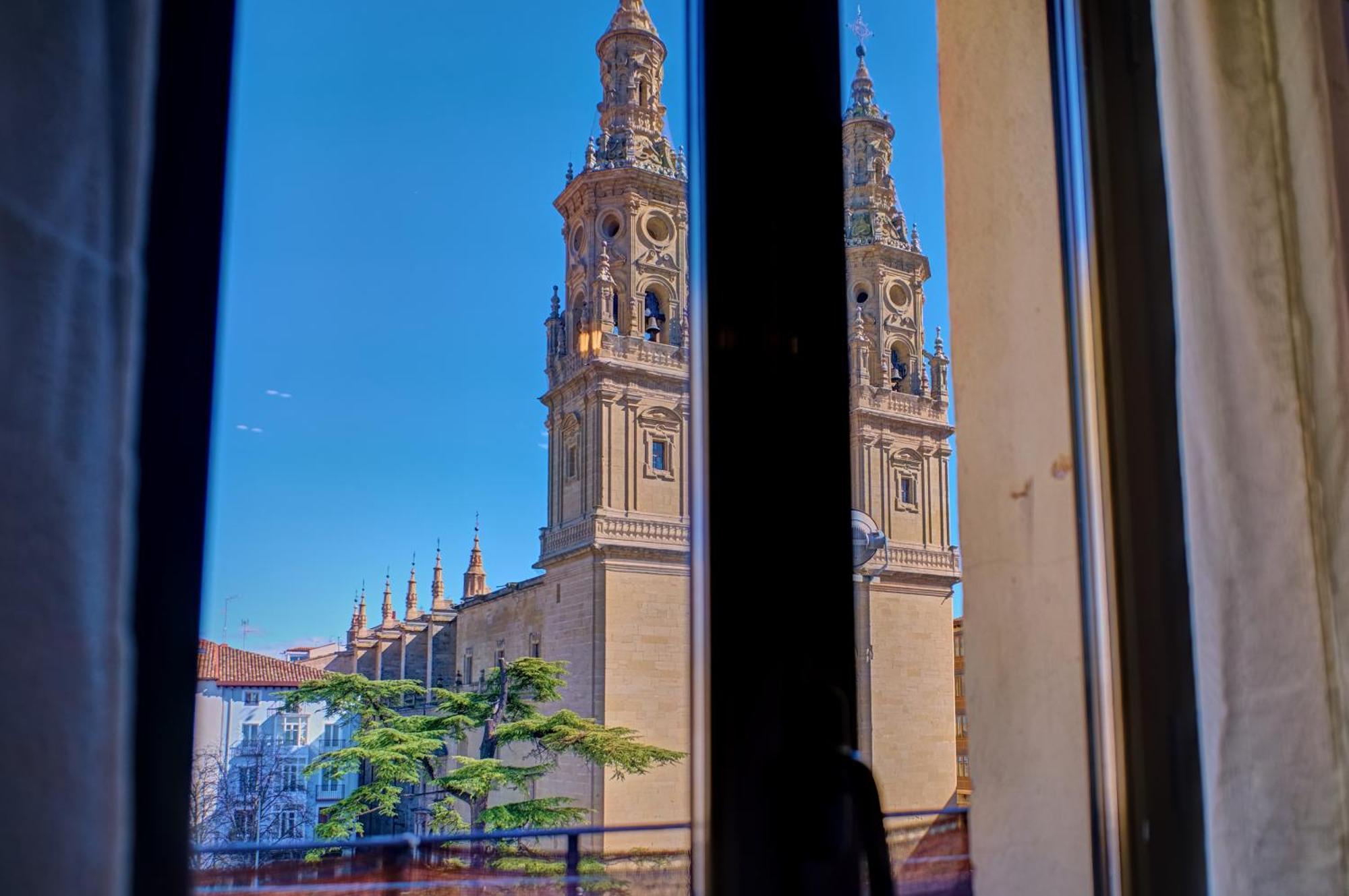Balcon Del Mercado By Clabao Logrono Bagian luar foto
